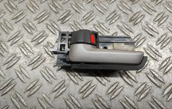 Suzuki SX4 Rear door interior handle 8311062J10BWL