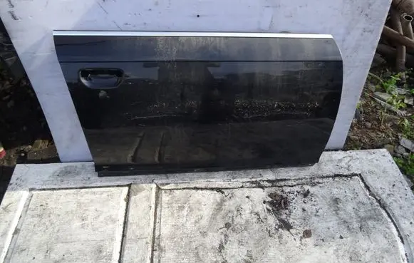 Audi A6 S6 C6 4F Front door