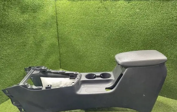 KIA Ceed Center console 84636J7000 3565738 84614J7000