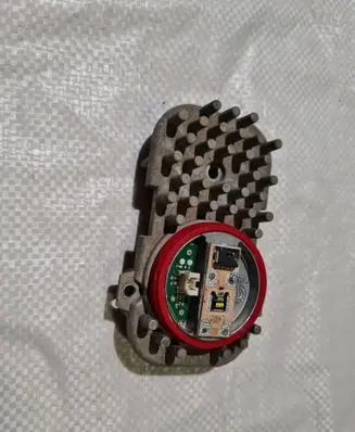 BMW X3 F25 LED ballast control module 1305715084