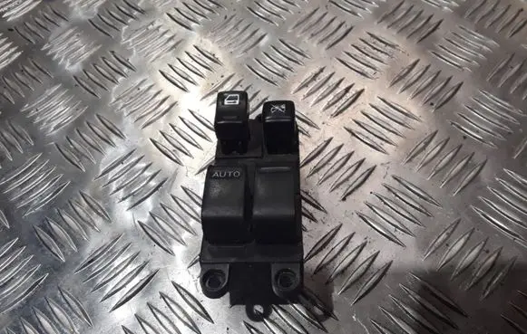 Nissan Almera N16 Electric window control switch 4608