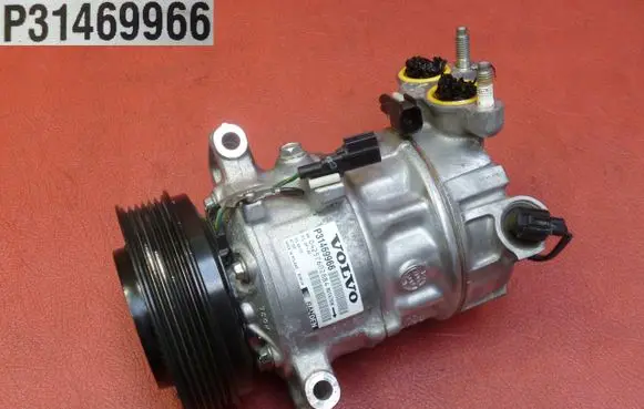 Volvo V40 Air conditioning (A/C) compressor (pump) 31469966