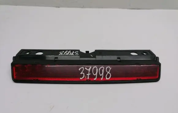 Volkswagen Fox Third/center stoplight 03360040