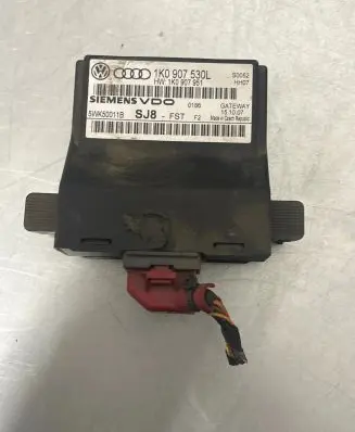 Volkswagen Caddy Gateway control module 1K0907530L 1K0907951