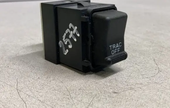 Traction control (ASR) switch