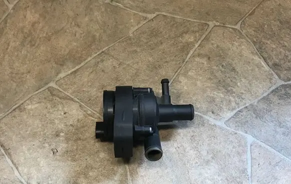 Mercedes-Benz E W212 Electric auxiliary coolant/water pump A2118350028