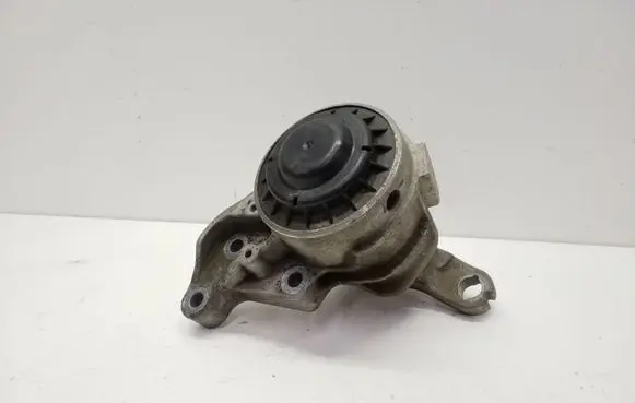 Ford Mondeo MK V Engine mount bracket DS736F012GG