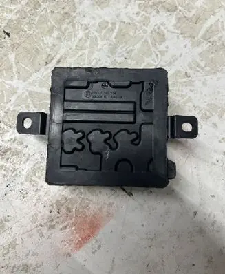 BMW X3 F25 Power management control unit 7591534 58650910