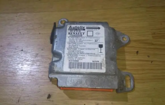 Renault Megane I Airbag control unit/module 550029400 7700430059b
