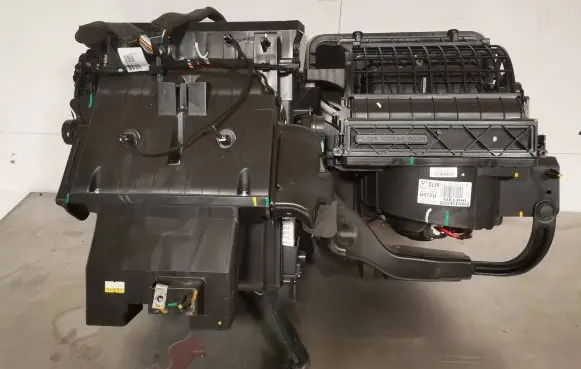 Opel Mokka X Interior heater climate box assembly housing 42450472 170913SLS0278 688329325