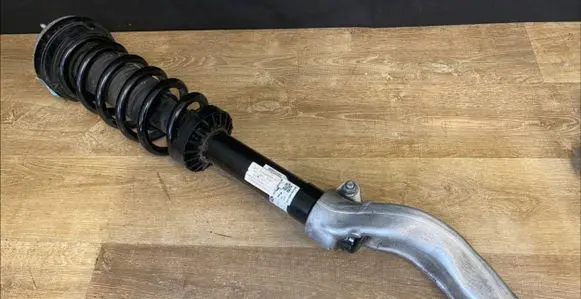 Jaguar F-Pace Front shock absorber/damper MK83-18B037-PB MK8318B037PB MK83-18B037