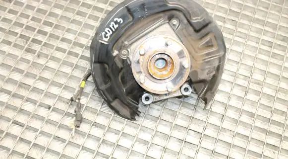 Ford Fusion Rear wheel hub HG9C5B758A
