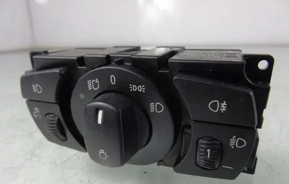BMW 5 E60 E61 Light switch 6922785