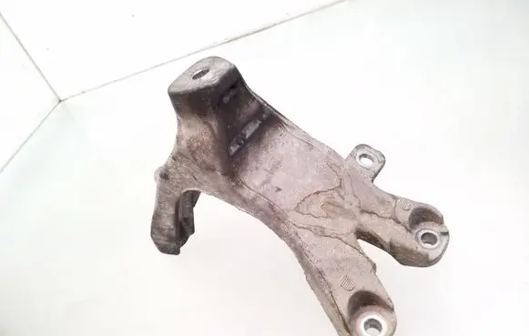 Audi A4 S4 B8 8K Engine mounting bracket 8K0199308AP