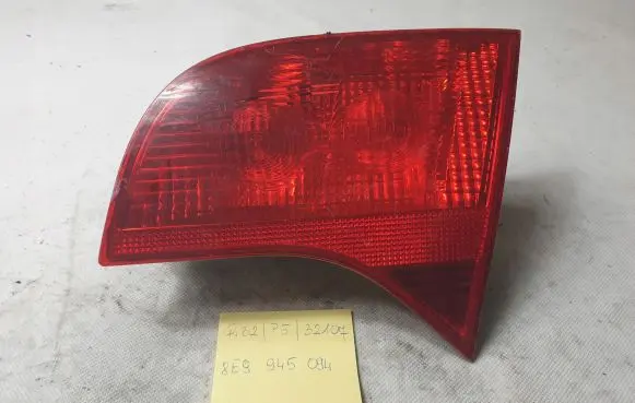 Audi A4 S4 B7 8E 8H Tailgate rear/tail lights 8E9945094