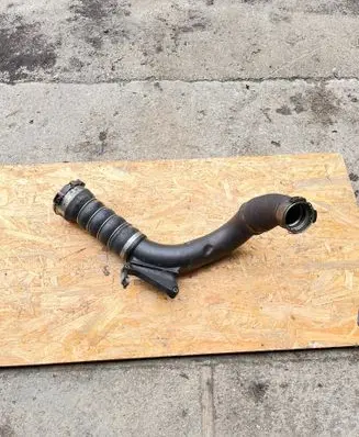 BMW X1 F48 F49 Intercooler hose/pipe 13718616212 8616212