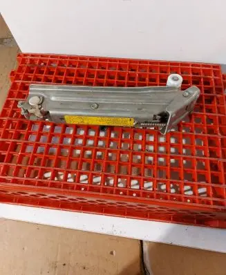 Audi A6 S6 C6 4F Lift Jack 4F0011031 2645LBS