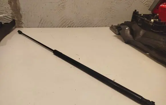 Audi A4 S4 B8 8K Front bonnet/hood damper/strut 8T082335902S 2066ZH0340N