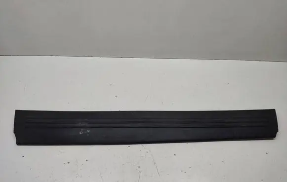 Chrysler Grand Voyager V Rear sill trim cover P0ZR34XDVAD 49358457