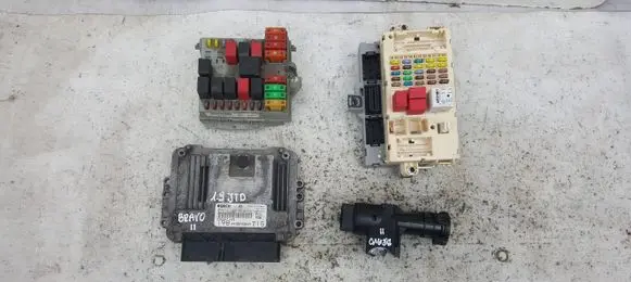 Fiat Bravo Engine control unit/module ECU 55207105