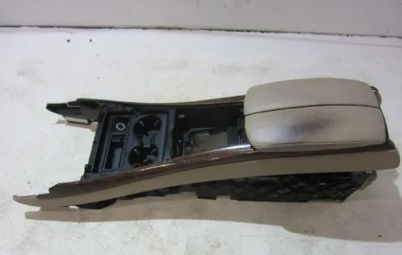 BMW X5 E70 Center console