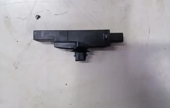 Toyota Yaris Cross Keyless system antenna 8999730100