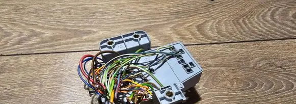 Alfa Romeo 166 Fuse module A878