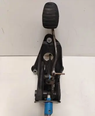 Renault Laguna III Clutch pedal 465030006R TG148