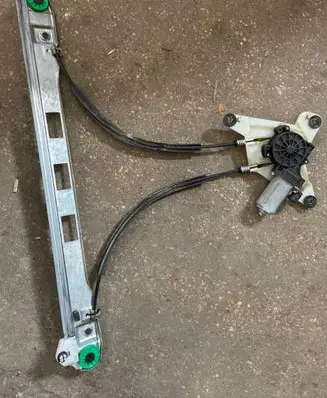 Renault Master III Front door window regulator with motor 807200008R