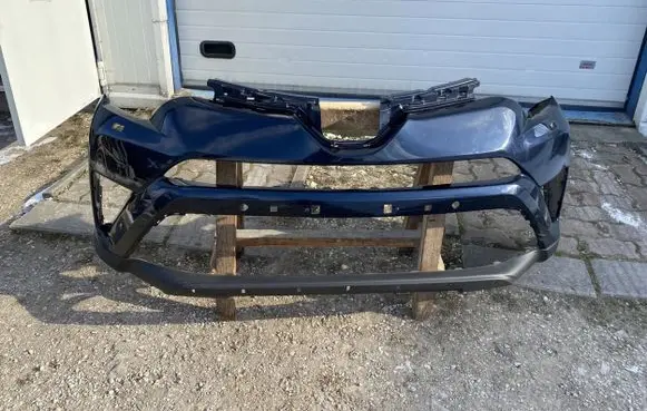 Toyota RAV 4 (XA40) Front bumper 52119-42A40
