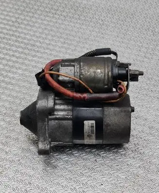 Renault Megane II Starter motor 8200266777B TS10E3 0087TC
