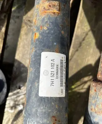 Volkswagen Transporter - Caravelle T5 Drive shaft (set) 7H1521102A
