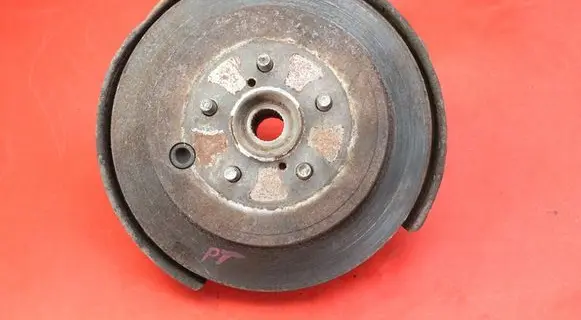 Subaru Forester SH Front wheel hub spindle knuckle