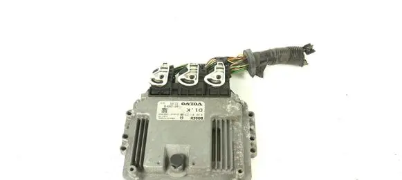 Volvo V50 Engine control unit/module ECU 0281011775 D1K