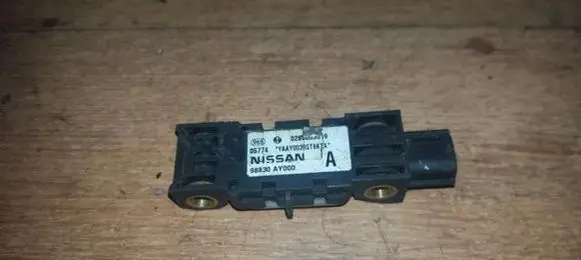 Nissan Primera Airbag deployment crash/impact sensor 0285003019 98830ay000