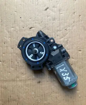 Hyundai ix35 Rear door window regulator motor 402353B 1910711 2353