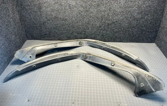 Mercedes-Benz CLK A209 C209 Rain gutter A2096930133 A2096930233 2096930133