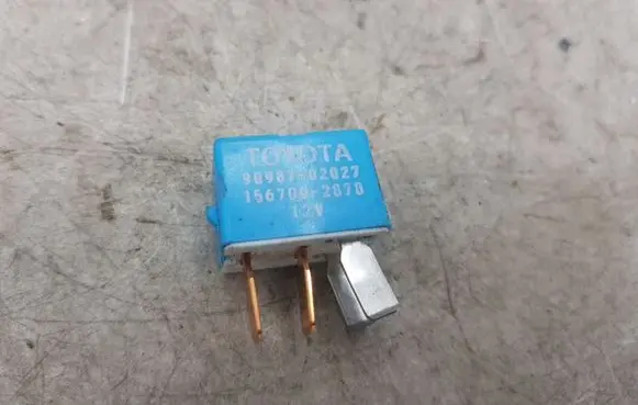 Lexus IS 220D-250-350 Other relay 9098702027
