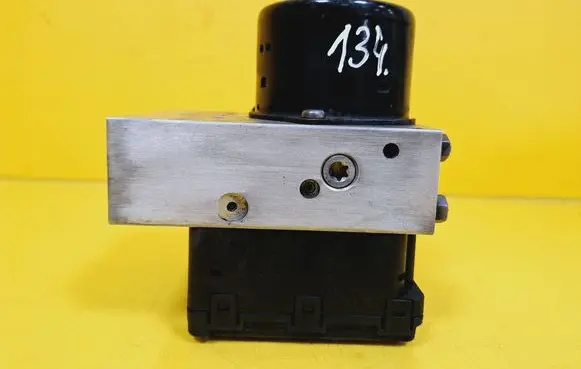 Audi A3 S3 8L ABS Pump 1J0907379Q 1J0614217E
