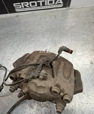 Mercedes-Benz CLS C218 AMG Front brake caliper 5444C