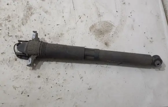 Volkswagen Touareg III Rear shock absorber/damper 4M4616031R