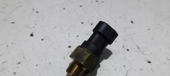 Opel Omega B1 Oil pressure sensor 