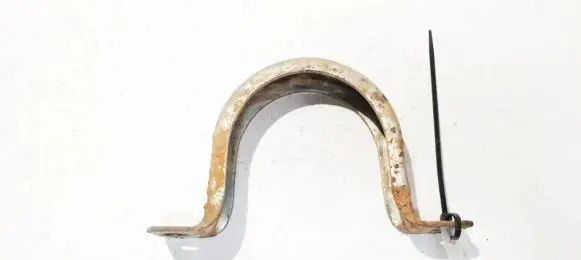 Iveco Daily 30.8 - 9 Engine mounting bracket