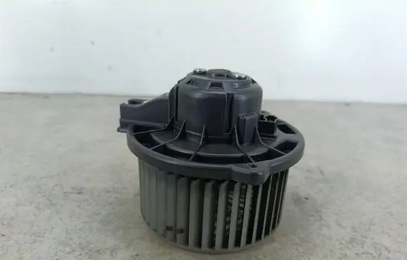 Toyota Avensis T250 Heater fan/blower MF0160700610
