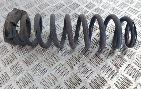 BMW 1 E81 E87 Rear coil spring