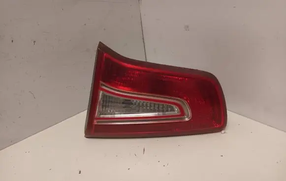 KIA Sportage Tailgate rear/tail lights E96144
