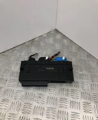 BMW 5 F10 F11 Comfort/convenience module 10681810 532535 008969206