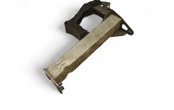 Audi A8 S8 D4 4H Front bumper mounting bracket 4H0806063E