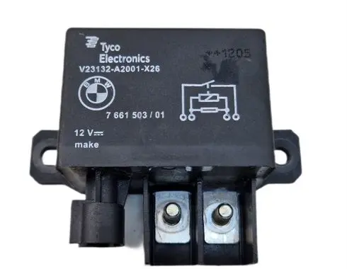 BMW 5 F10 F11 Coolant fan relay 7661503