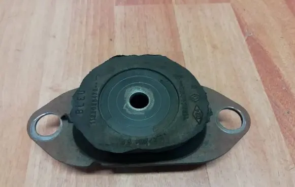 Renault Zoe Gearbox mount 112202847R 112219869R